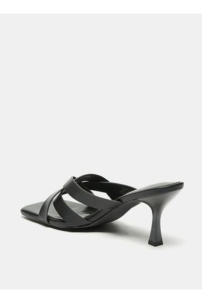 Flora Bella by Shoexpress صندل Flora Bella سهل الارتداء مع كعب رفيع