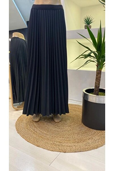 Invee Dark Anthracite Pleated Skirt