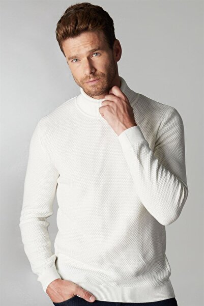 Tudors Чоловічий пуловер з тонкою водолазкою з візерунком з білим светром з повною водолазкою