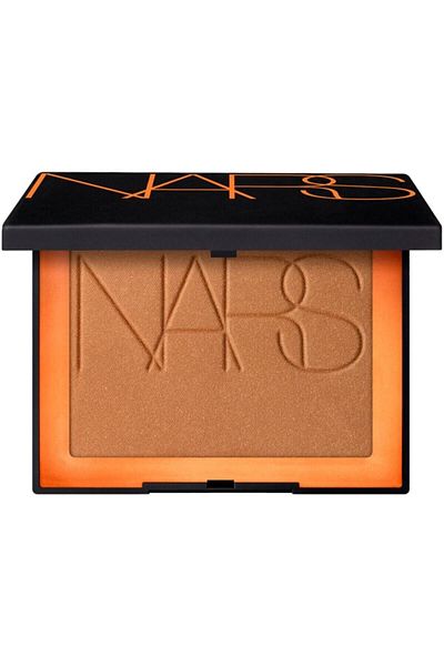 Nars Laguna Passi.129 - Powder That Gives a Bronze Look