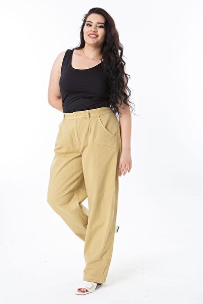 Şans Beige Ribs Fabric Buzunar lateral Pliat Pantaloni de damă mărimi mari - 65N38272