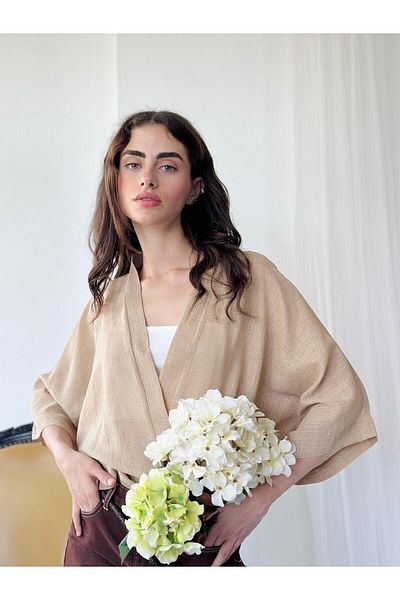 Retrobird Colorful Design Textured Mini Kimono - Women's, Sand