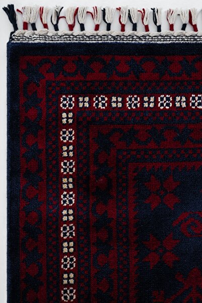 Cool Halı Beyoğlu 956 Kırmızı El Dokuma Uşak Halısı Yağcı Bedir Desen Nostalji Halı Afgan El Halısı Salon Halı