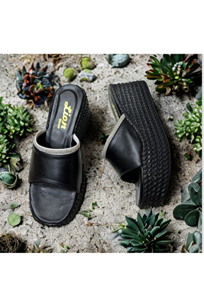 Lion Dolgu Topuk Hasır Terlik