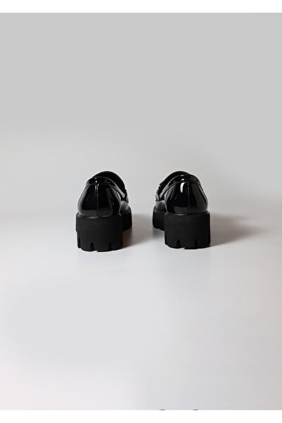 sorella Дамски стилни лачени мокасини с висок ток