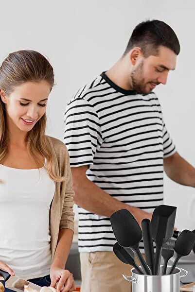 Mirilliahome 13 Piece Black Teflon and Silicone Serving Set – Fireproof Non-Stick Kitchen Utensils