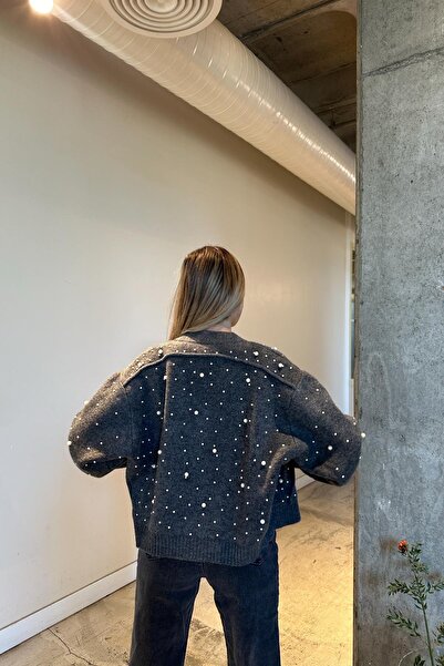 Bak'ap Viral Trend Cardigan with Pearl Detail