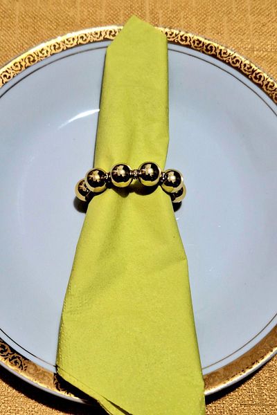 Nildenhobim Stylish and Detailed Gold Napkin Rings - With Pearls and Accessories and Rings (6 Pieces)