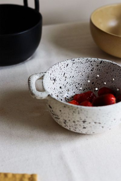 Beige & Stone Ceramic Speckled Strainer