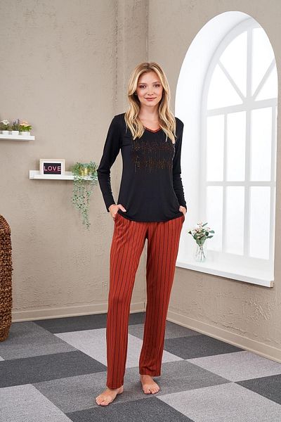 PJS 23540 طقم بيجامة نسائي مخطط