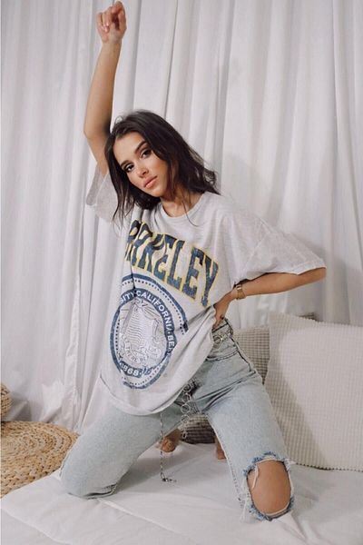 Guillermo Women's Gray Oversize Berkeley Printed T-shirt