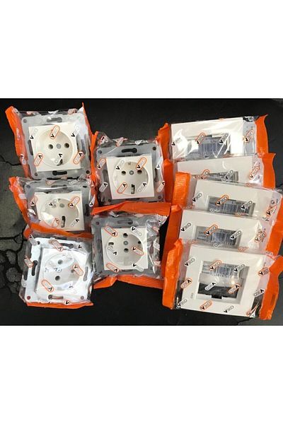 VİKO Karre White Grounded Socket Frame 5 Pieces Frame Included
