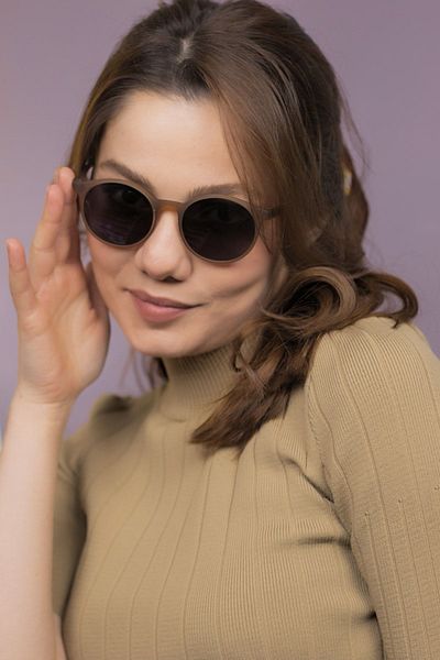 LUNOX Niobe Cream Unisex Sunglasses