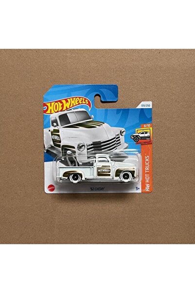 HOT WHEELS 52 Chevy 8/10 139/250 Model Araba