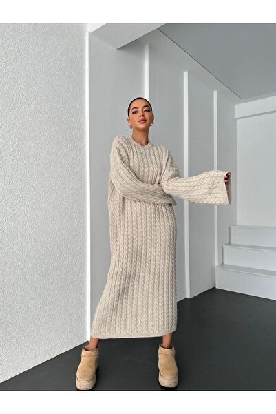 MODA DİNA Taş Rengi Bisiklet Yaka Örgü Desen Uzun Triko Elbise