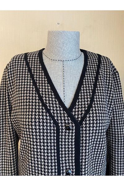 TEK Goose Feet Patterned Young-Mother Cardigan / Black Mink