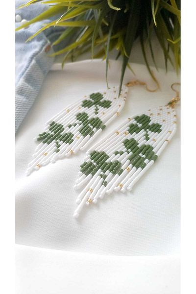 ZeynDesign Miyuki Clover Earrings - Stylish and Comfortable