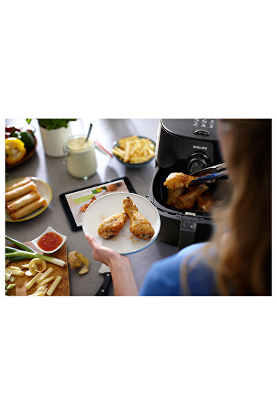 Philips 0.8 Kg Air Fryer Black
