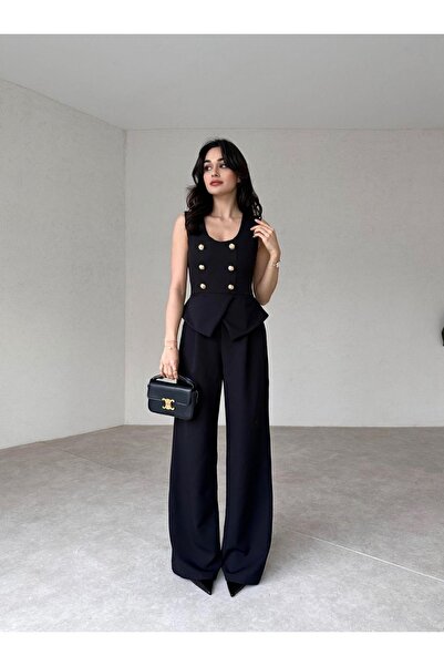 Afiş Butik Μαύρη φόρμα με χρυσά κουμπιά - Μηδενικό μανίκι