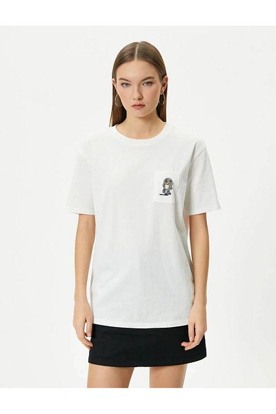 Koton Pocketed T-Shirt Embroidered Detailed Short Sleeve Crew Neck Cotton