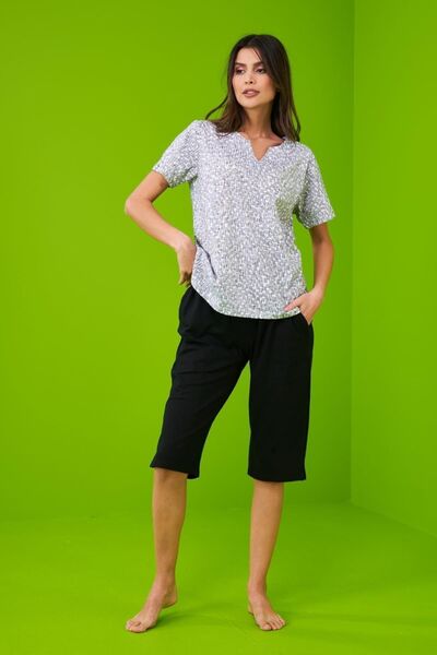 PJS 23167 Women's Patterned Capri Set