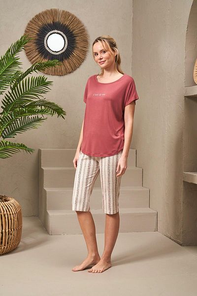 PJS 25134 Women's Round Neck Pearl Stone Printed Striped Capri Suit