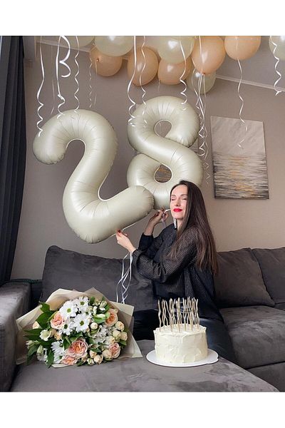 Paparti 76cm 34" Cream Foil Balloon - Number 8, Suitable for Heliuma Party Balloon