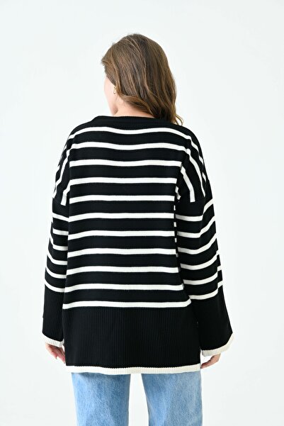 vuvutasarım Pulover tricotat supradimensionat cu dungi negre - mânecă lungă, guler rotund 2543