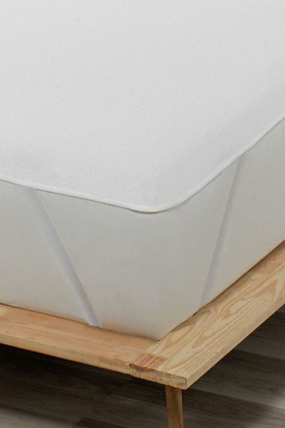 ELY PARKER Βρεφικό κρεβάτι 60x120 Liquid Proof - με στρώματα, βαμβακερές γωνίες και ελαστικά στερέωση