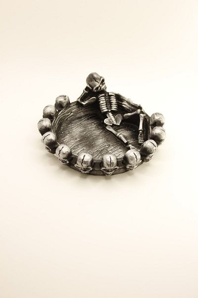 Ghettoo Store Skull Ash Tray