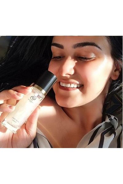 Oriflame Giordani Gold Brightening Effect Serum Formed Makeup Base for Evening Skin