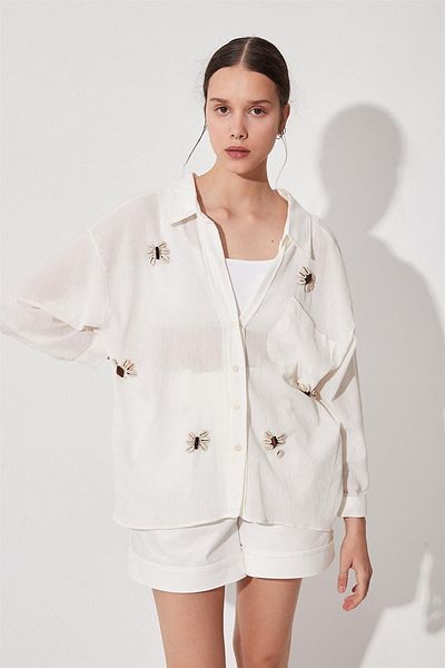 Suzi butik Cămașă albă Seashell oversize pentru femei - Umăr dezactivat