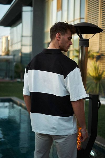 İLKCET MODA Λεπτομέρεια κομματιού γιακά Unisex Oversize Tshirt