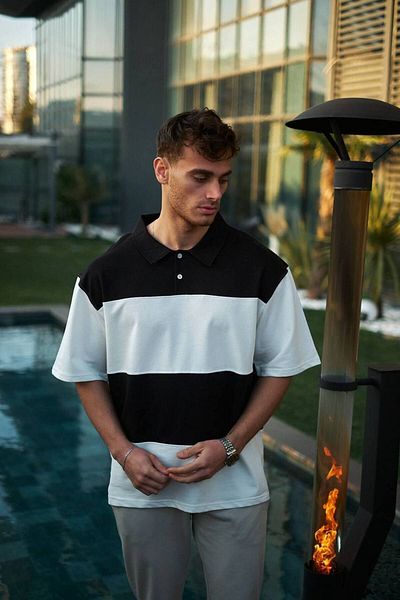 İLKCET MODA Λεπτομέρεια κομματιού γιακά Unisex Oversize Tshirt