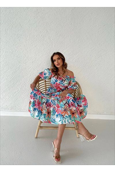 İLKCET MODA Φόρεμα με γιακά Madonna με σχέδιο