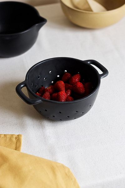 Beige & Stone Ceramic Black Strainer