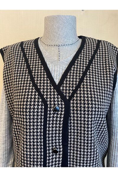 TEK Young-Mom Vest - Goose Feet Patterned, Black Mink