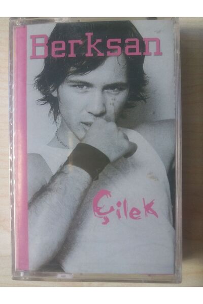 Raks بيركسان . الفراولة. كاسيت