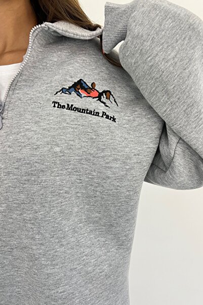 Sun Victoria Unisex Gri Polo Yaka Oversize 3 İplik Şardonlu Nakışlı Sweatshirt