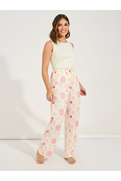 Styli Ruffle Hem T-Shirt & Shell Print Pyjama Set