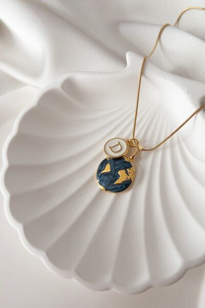 Karflake İnce Zarif Çelik Zincir ile Mineli Dünya Mineli Harfli Kadın Kolye