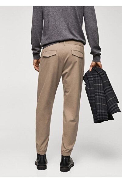 MANGO Man Dar Kesim Büzgülü Jogger Pantolonu