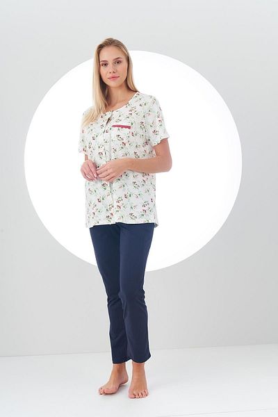 PJS 24116 Дамски пижамен комплект с топ шарки и копчета
