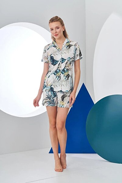 PJS Жіночий комплект шортів з ґудзиками та візерунком