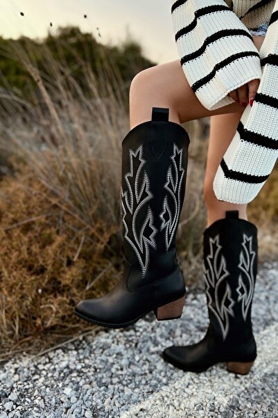 POLKA STORE Довгі ковбойські чоботи для жінок з вишитим вогнем, довжиною до коліна
