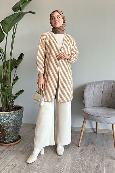 InStyle Beige Colored Stripe Detailed Knitwear Cardigan