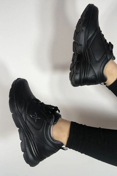 Kinetix Sneaker