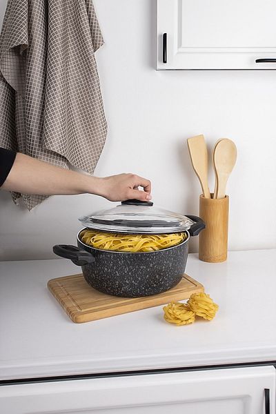 Cem Prestige Black Deep Frying Pot - Fireproof and Non-Stick, 24 cm