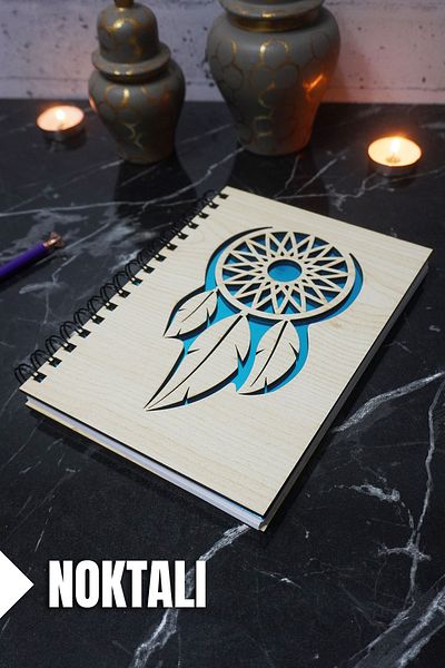 markcat Caiet tematic Dream Catcher cu copertă din lemn - Agenda cu puncte și caiet școlar (A5 - 120 coli)