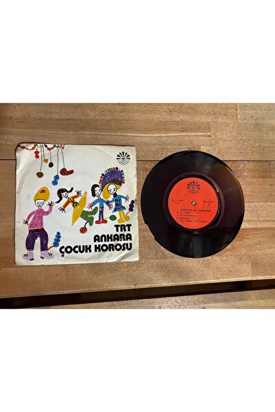 tayfuntufan antika koleksiyon TRT Ankara Çocuk korosu mini lp kenarda şarkıya gelmeyen atık ve ufak bir çatlak vardır plak 7 puan